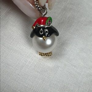 Brighton RETIRED Emperor Penguin Christmas Charm RARE